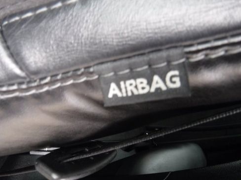 Used 2022 Dodge Challenger R/T Scat Pack w/ Shaker Package image 24