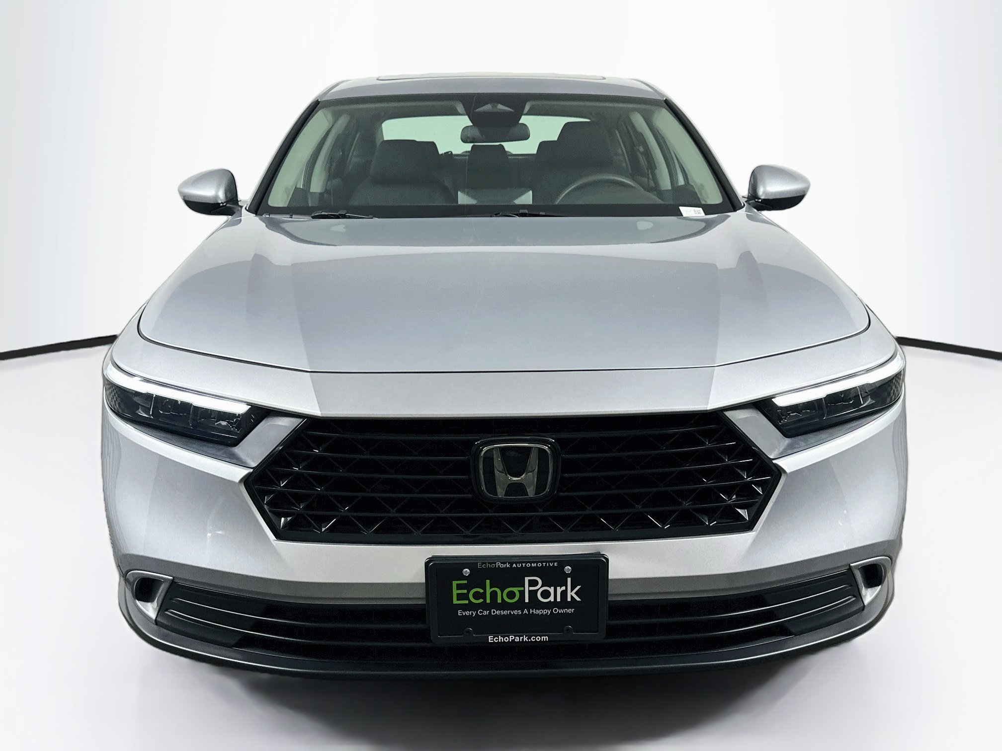 Used 2024 Honda Accord EX image 2