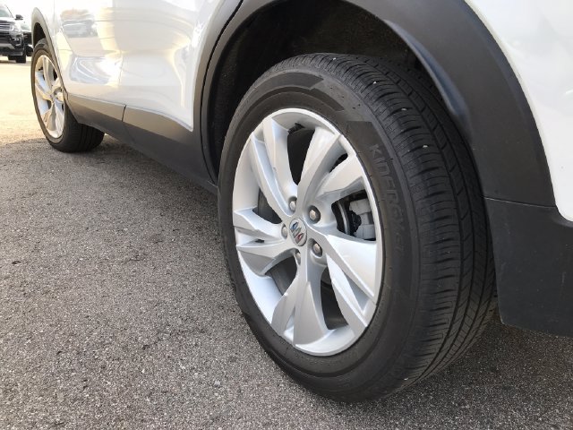 Certified 2024 Buick Encore GX Preferred FWD image 35