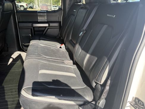 Used 2018 Ford F150 Platinum w/ Equipment Group 701A Luxury AWD/4WD image 9