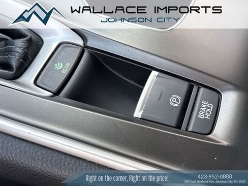 Used 2018 Honda Accord EX image 27
