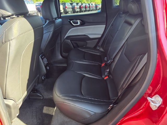 New 2026 Jeep Compass Limited AWD/4WD image 9