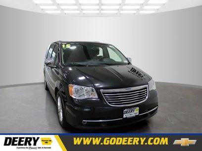 Used 2015 Chrysler Town & Country Limited