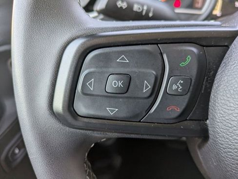 Used 2025 Jeep Wrangler Unlimited Rubicon AWD/4WD image 15