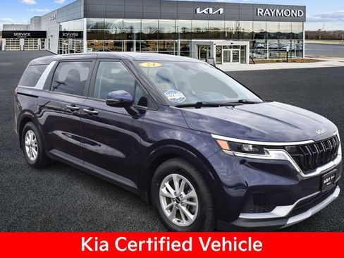 Used 2024 Kia Carnival LX FWD image 1