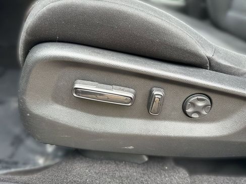 Used 2021 Honda CR-V EX image 14