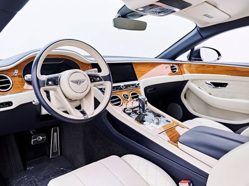 Used 2020 Bentley Continental GT AWD/4WD image 2