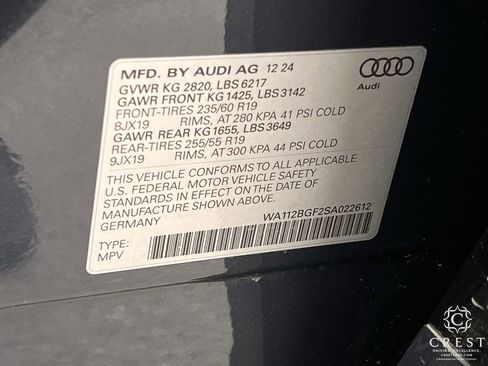 Used 2025 Audi Q6 e-tron Premium w/ Convenience Package image 31