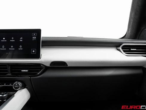 New 2025 Lotus Emira image 37