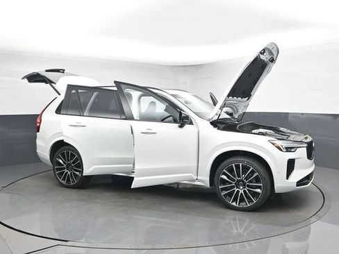 New 2026 Volvo XC90 B6 Ultra w/ Protection Package Premier image 54