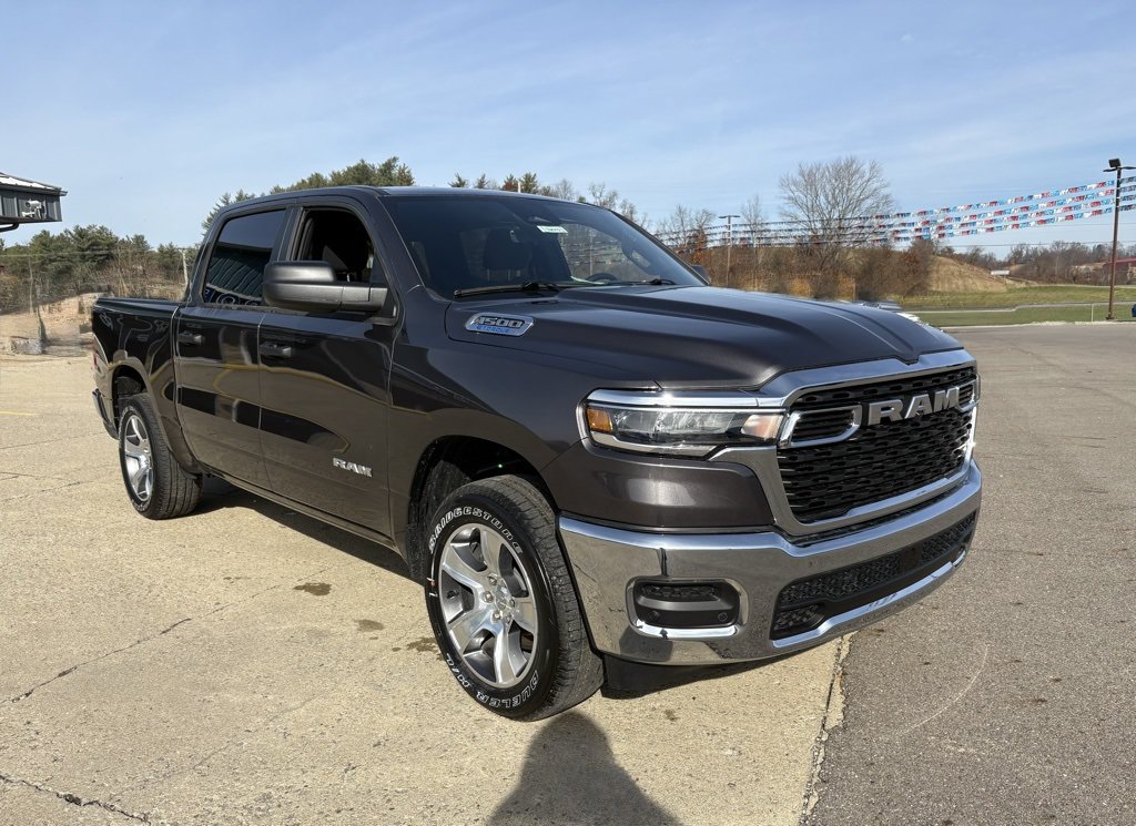 Used 2025 RAM 1500 Tradesman AWD/4WD image 7