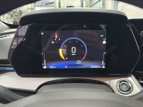 Used 2025 Chevrolet Trax LT w/ LT Convenience Package FWD image 8
