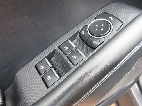 Certified 2023 Ford Mustang Mach-E Select RWD image 11