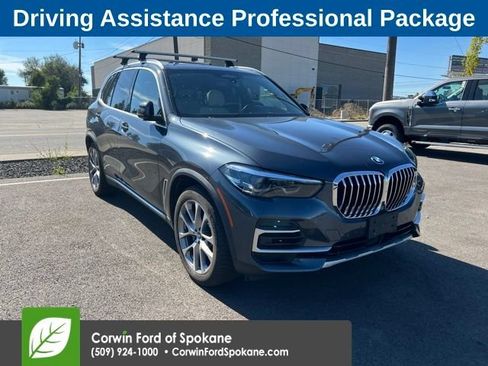 Used 2022 BMW X5 xDrive40i AWD/4WD image 2