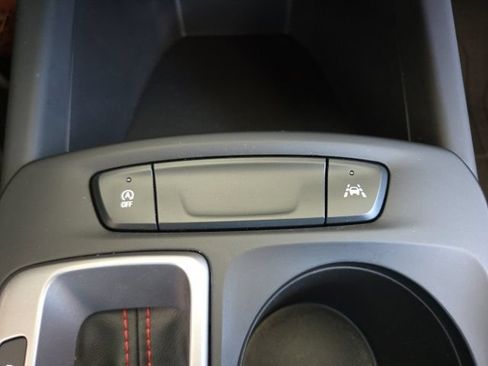 Used 2024 Chevrolet Trax RS w/ Driver Confidence Package FWD image 13