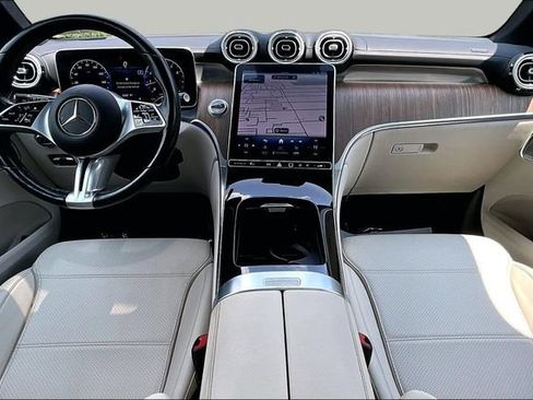 Certified 2023 Mercedes-Benz GLC 300 4MATIC image 9