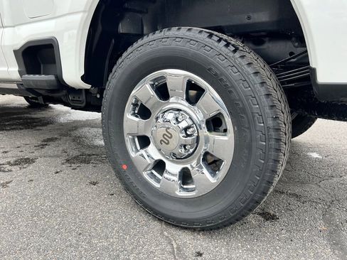 New 2025 Ford F350 King Ranch w/ Chrome Package image 43