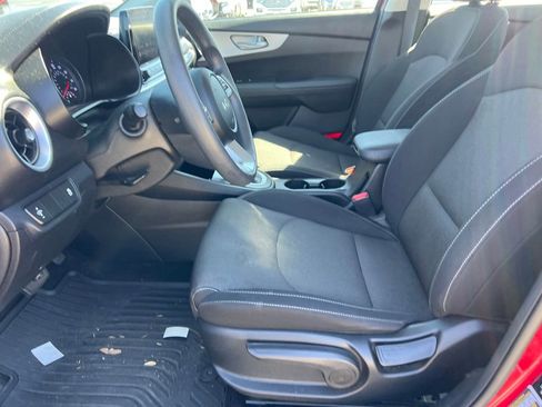Used 2023 Kia Forte LXS image 22