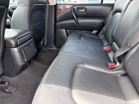 Used 2024 INFINITI QX80 Luxe image 17