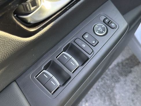 Used 2024 Honda CR-V EX-L image 23