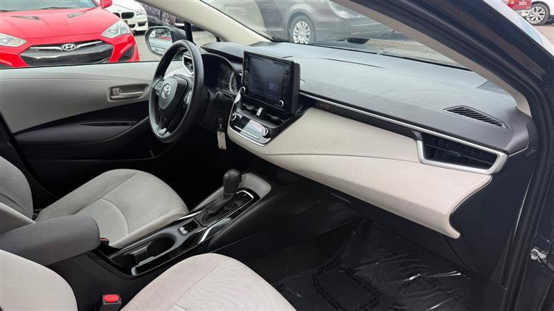 Used 2022 Toyota Corolla LE FWD image 8
