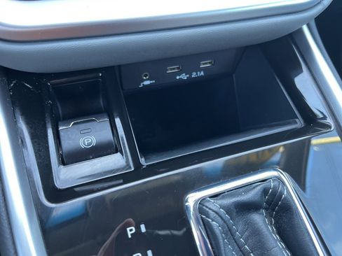 Certified 2022 Subaru Outback Premium w/ Popular Package #1 image 18