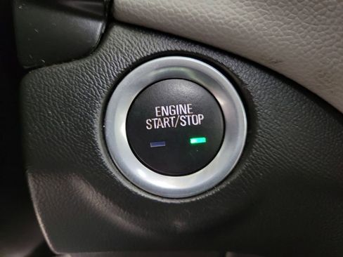 Used 2023 Chevrolet Equinox LT w/ Driver Convenience Package image 31