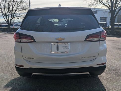 Used 2024 Chevrolet Equinox Premier image 4