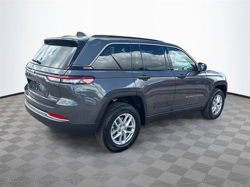 New 2025 Jeep Grand Cherokee Laredo X image 5