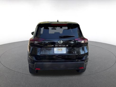 Used 2025 Nissan Rogue SV image 12