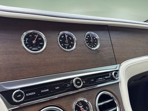 Used 2023 Bentley Continental GT Speed AWD/4WD image 40