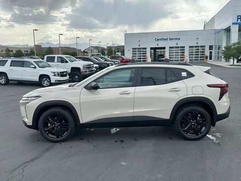 New 2026 Chevrolet Trax ACTIV w/ Sunroof Package FWD image 20