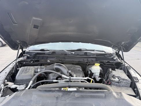 Used 2018 RAM 1500 Limited image 29