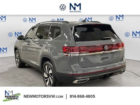 New 2026 Volkswagen Atlas SE image 3