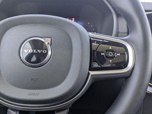 Used 2025 Volvo XC90 T8 Ultra w/ Protection Package Premier image 15