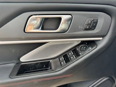 New 2026 Ford Explorer ST w/ Sun And Sound Package image 9