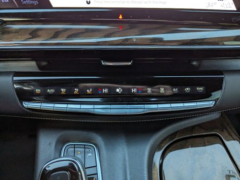 Used 2023 Cadillac Escalade Sport Platinum w/ LPO, Floor Liner Package image 21