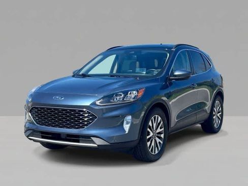 Used 2020 Ford Escape Titanium w/ Titanium Premium Package 2.0 image 2