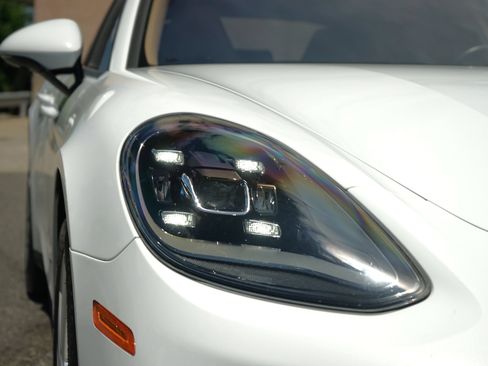 Used 2021 Porsche Panamera 4 AWD/4WD image 6