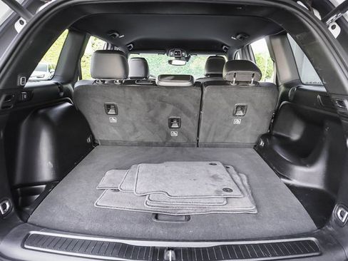 Used 2023 Jeep Grand Cherokee Altitude image 21