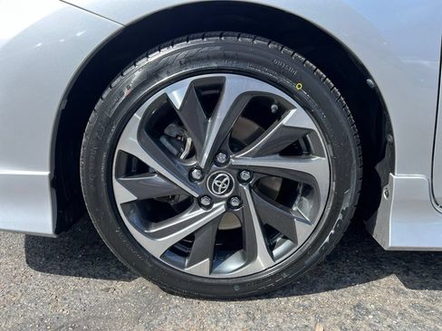Certified 2018 Toyota Corolla iM w/ Carpet Mat Package (TMS) FWD image 9