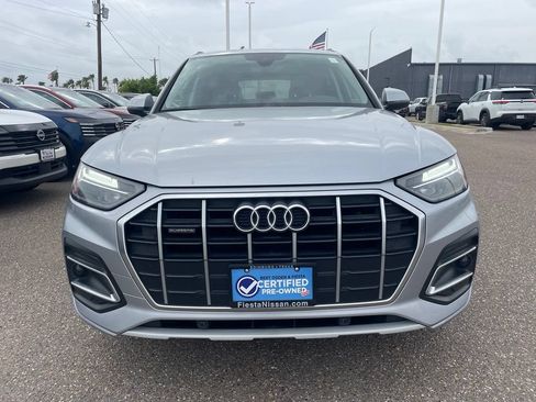 Used 2022 Audi Q5 2.0T Premium w/ Convenience Package AWD/4WD image 2