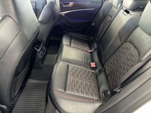 Used 2022 Audi RS 7 Sportback w/ Carbon Optic Package image 14