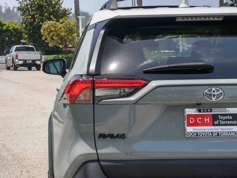 Used 2019 Toyota RAV4 Adventure w/ All Weather Liner Package AWD/4WD image 6