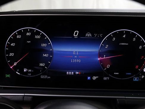 Used 2024 Mercedes-Benz GLE 350 4MATIC w/ Driver Assistance Package image 17