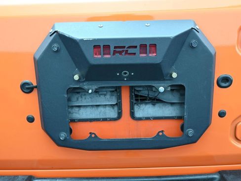 Used 2018 Jeep Wrangler Unlimited Sport S image 36