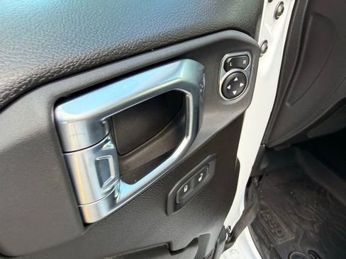 New 2026 Jeep Gladiator Willys image 15