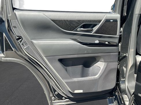 New 2026 Lexus LX 700h Luxury AWD/4WD image 13