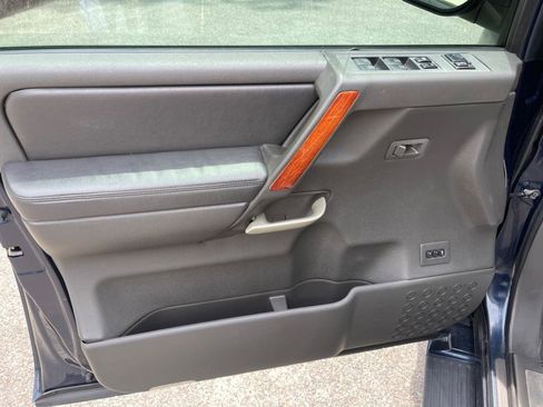 Used 2007 INFINITI QX56 4WD image 9