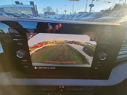 New 2026 Volkswagen Jetta SE image 17